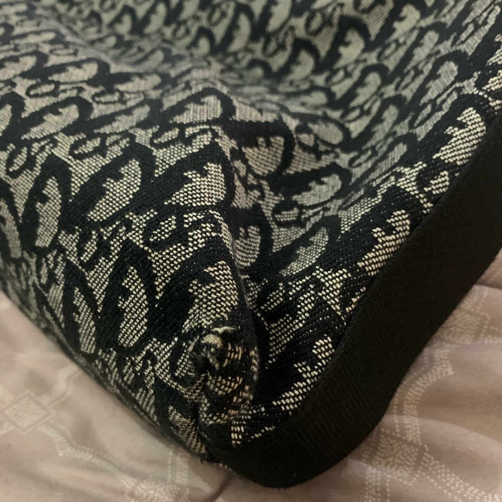 Authentic Dior Diorissimo Crossbody Bag - Picture 12 of 16